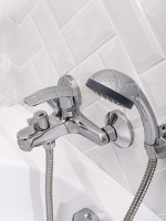 Смеситель для ванны с душем РМС SL85 009E Смеситель для ванны с душем РМС SL85 009E