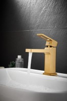 Смеситель для раковины BELZ B658 B10658-5 золото Смеситель для раковины BELZ B658 B10658-5 золото