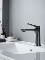 Смеситель для раковины Shevanik S4301T Смеситель для раковины Shevanik S4301T