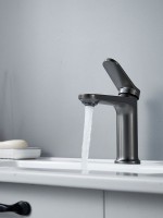 Смеситель для раковины Shevanik S4301T Смеситель для раковины Shevanik S4301T