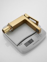 Смеситель для раковины Haiba HB10732-5 брашированное золото