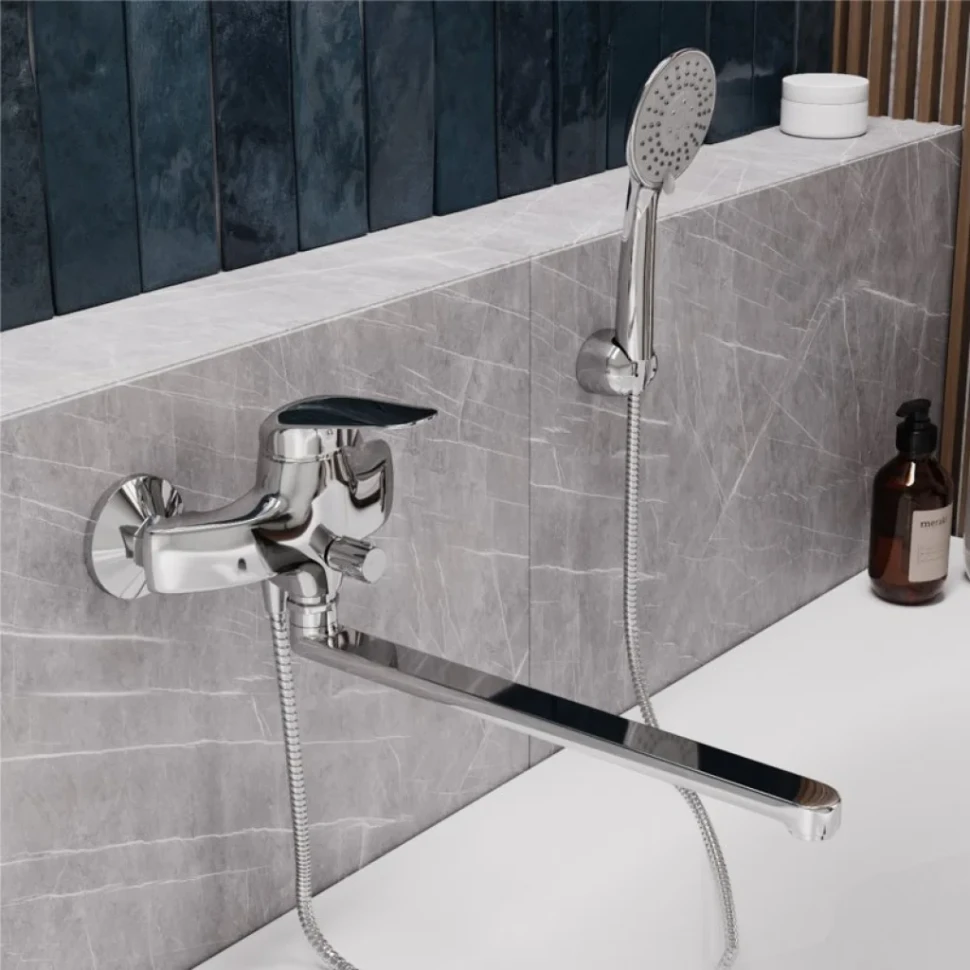Смеситель с длинным изливом для ванны Wasserkraft Rossel 2802L