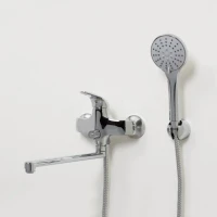 Смеситель с длинным изливом для ванны Wasserkraft Rossel 2802L
