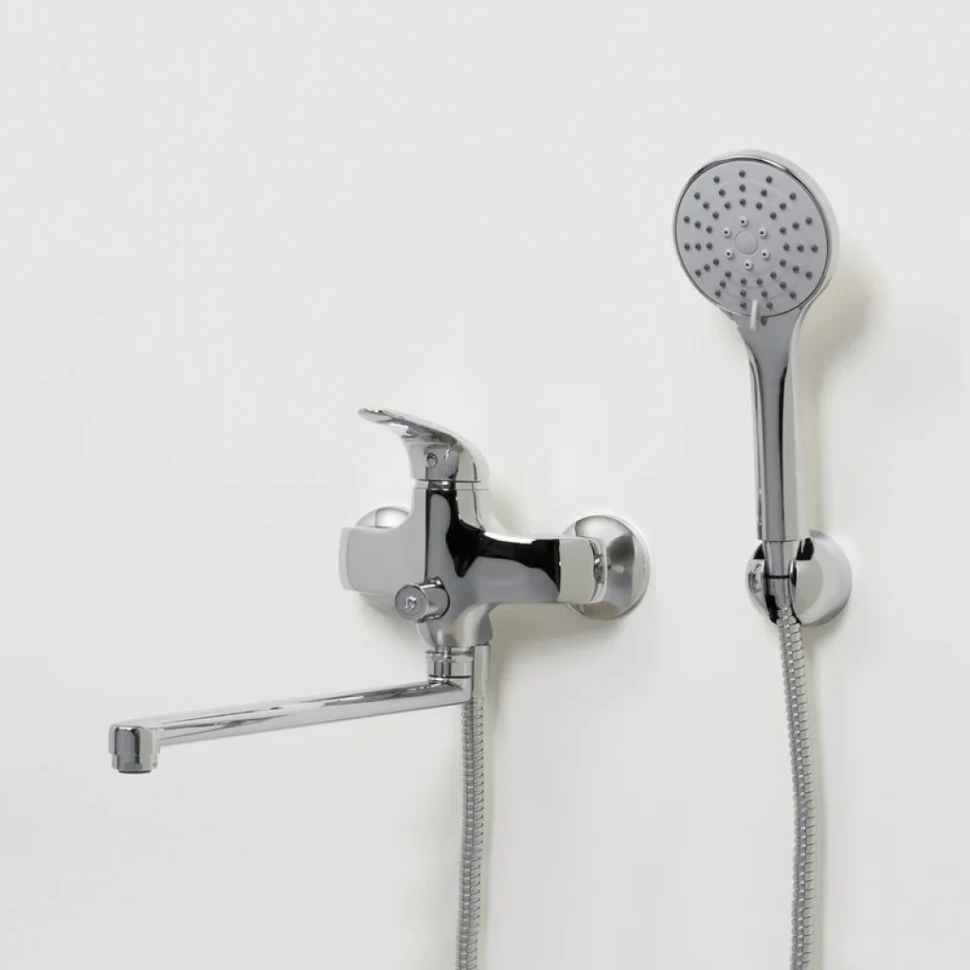 Смеситель с длинным изливом для ванны Wasserkraft Rossel 2802L