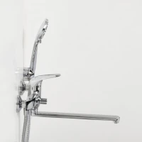 Смеситель с длинным изливом для ванны Wasserkraft Rossel 2802L