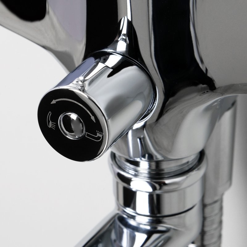 Смеситель с длинным изливом для ванны Wasserkraft Rossel 2802L