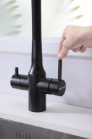 Смеситель для кухни Paulmark Salix Sa213419-BLM с гибким изливом, черный