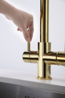 Смеситель для кухни Paulmark Lange 214212-G, золото