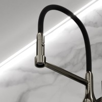 Смеситель для кухни Sancos Pride SC4011GG с гибким изливом, вороненая сталь