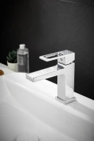 Смеситель для раковины BELZ B658 B10658 хром Смеситель для раковины BELZ B658 B10658 хром