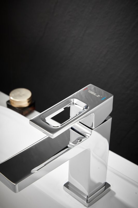 Смеситель для раковины BELZ B658 B10658 хром