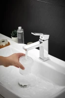 Смеситель для раковины BELZ B658 B10658 хром Смеситель для раковины BELZ B658 B10658 хром
