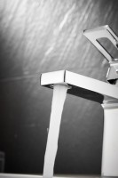 Смеситель для раковины BELZ B658 B10658 хром Смеситель для раковины BELZ B658 B10658 хром