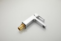 Смеситель для раковины BELZ B658 B10658 хром Смеситель для раковины BELZ B658 B10658 хром