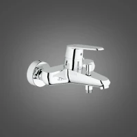 Смеситель для ванны с душем Grohe Eurodisc Cosmopolitan 33390002 Смеситель для ванны с душем Grohe Eurodisc Cosmopolitan 33390002