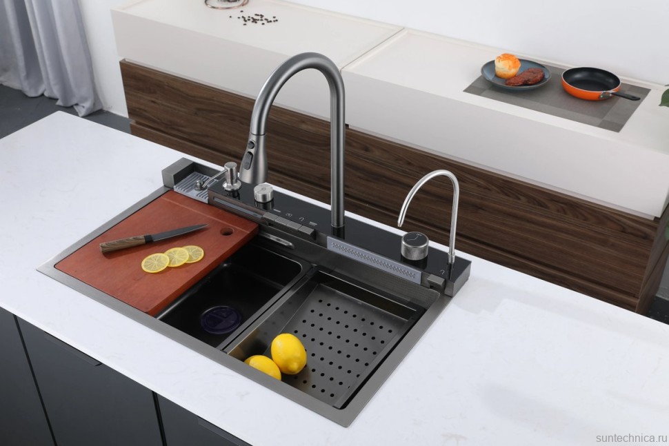 Мойка кухонная Ceruttispa Gloria II nano black, черная
