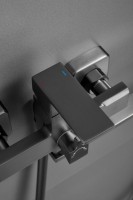 Смеситель с длинным изливом для ванны BELZ B22613-3 вороненая сталь