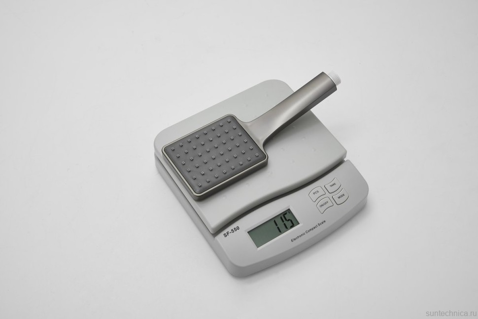 Смеситель с длинным изливом для ванны BELZ B22613-3 вороненая сталь