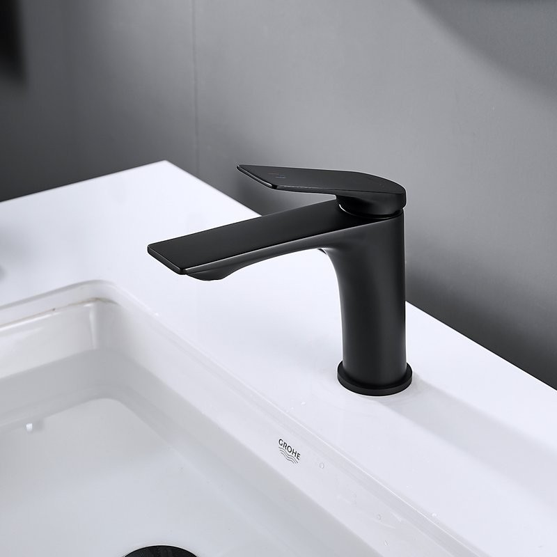 Смеситель для раковины Shevanik S9101H черный