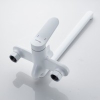 Смеситель для ванны с длинным изливом и лейкой (кран для ванны) Shevanik S4322C, белый