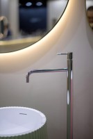 Напольный смеситель для раковины Boheme Uno 107-CR chrome Напольный смеситель для раковины Boheme Uno 107-CR chrome