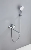 Смеситель с длинным изливом для ванны Haiba HB22553 хром Смеситель с длинным изливом для ванны Haiba HB22553 хром