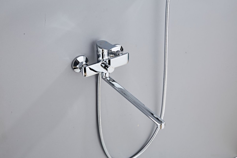 Смеситель с длинным изливом для ванны Haiba HB22553 хром