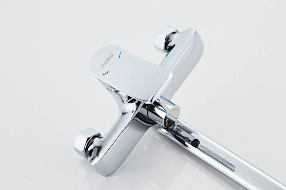Смеситель с длинным изливом для ванны Haiba HB22553 хром