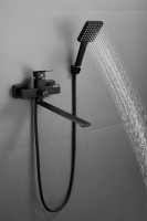 Смеситель с длинным изливом для ванны BELZ B22613-7 черный