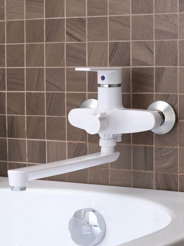 Смеситель с длинным изливом для ванны РМС PL6 PL6-006E