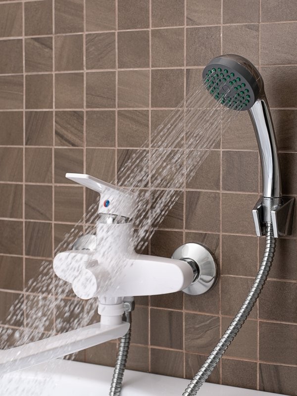 Смеситель с длинным изливом для ванны РМС PL6 PL6-006E