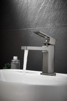 Смеситель для раковины BELZ B658 B10658-3 оружейная сталь Смеситель для раковины BELZ B658 B10658-3 оружейная сталь