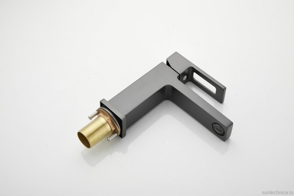 Смеситель для раковины BELZ B658 B10658-3 оружейная сталь