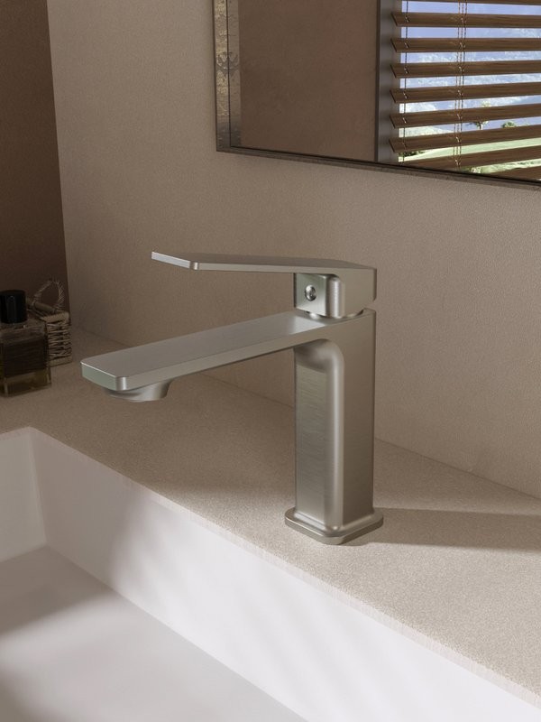 Смеситель для раковины Vincea Core VBF-4CO1BN брашированный никель