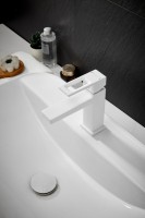 Смеситель для раковины BELZ B658 B10658-8 белый