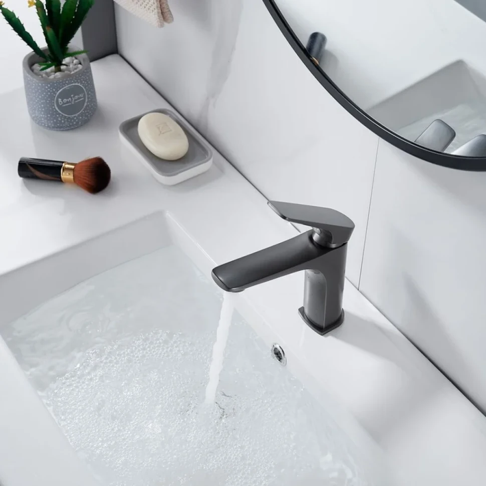 Смеситель для раковины Shevanik S4201T, оружейная сталь