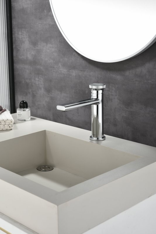 Смеситель для раковины Black&White Gravity 7107C chrome