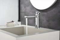 Смеситель для раковины Black&White Gravity 7107C chrome Смеситель для раковины Black&White Gravity 7107C chrome