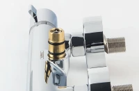 Душевая стойка Hansgrohe Croma 220 Showerpipe 27185000 хром Душевая стойка Hansgrohe Croma 220 Showerpipe 27185000 хром