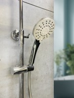 Душевая стойка AltroBagno Intento 030104 Cr хром Душевая стойка AltroBagno Intento 030104 Cr хром