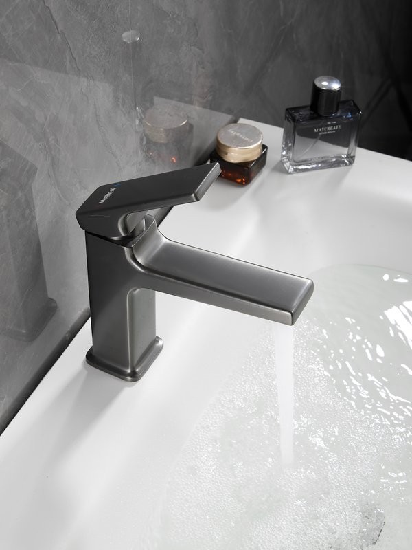 Смеситель для раковины Haiba HB10831-3 оружейная сталь