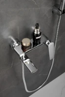 Смеситель для ванны с душем BELZ B60533 хром Смеситель для ванны с душем BELZ B60533 хром