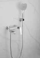 Смеситель для ванны с душем BELZ B60533 хром