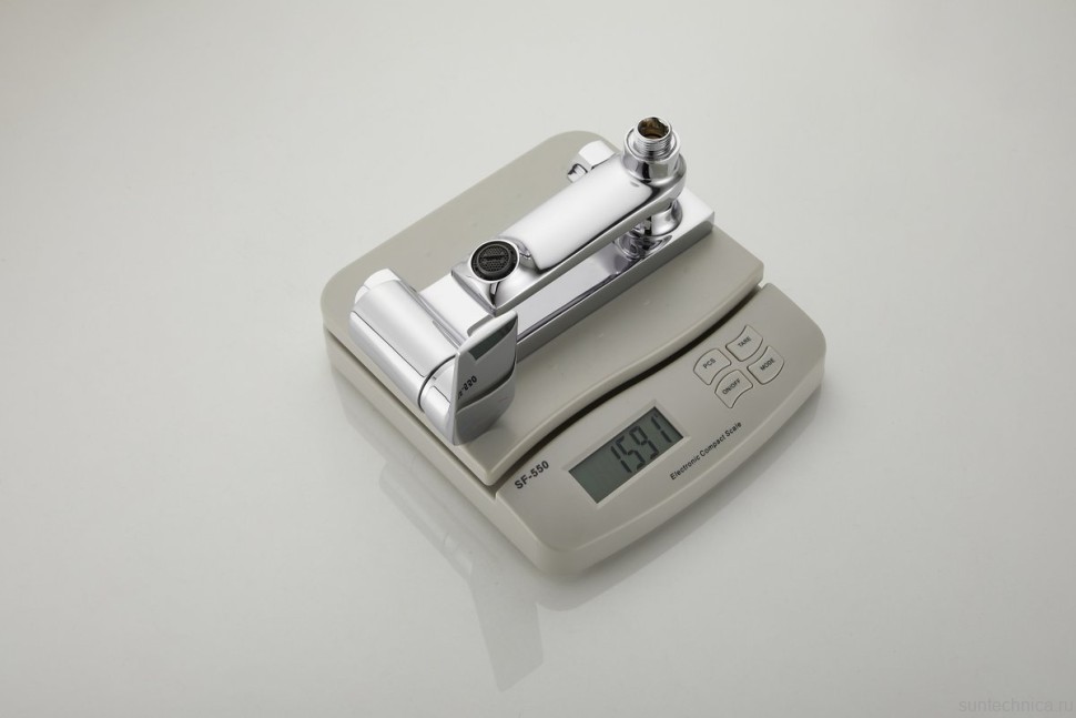 Смеситель для ванны с душем BELZ B60533 хром