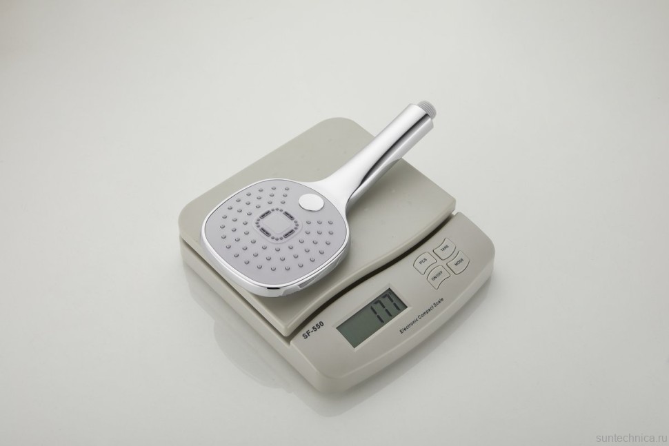 Смеситель для ванны с душем BELZ B60533 хром