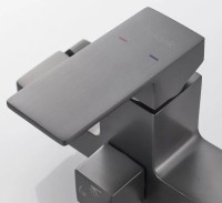 Универсальный смеситель Shevanik S9622T оружейная сталь