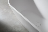 Ванна из искусственного камня AltroBagno Bruna 090201 170x75 см, отдельностоящая, матовая белая, овальная, на ножках, с донным клапаном, с подголовником