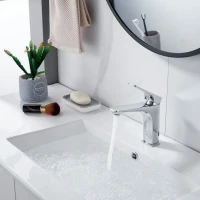 Смеситель для раковины Shevanik S4201, хром Смеситель для раковины Shevanik S4201, хром