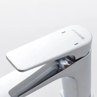 Смеситель для раковины Shevanik S4201, хром Смеситель для раковины Shevanik S4201, хром
