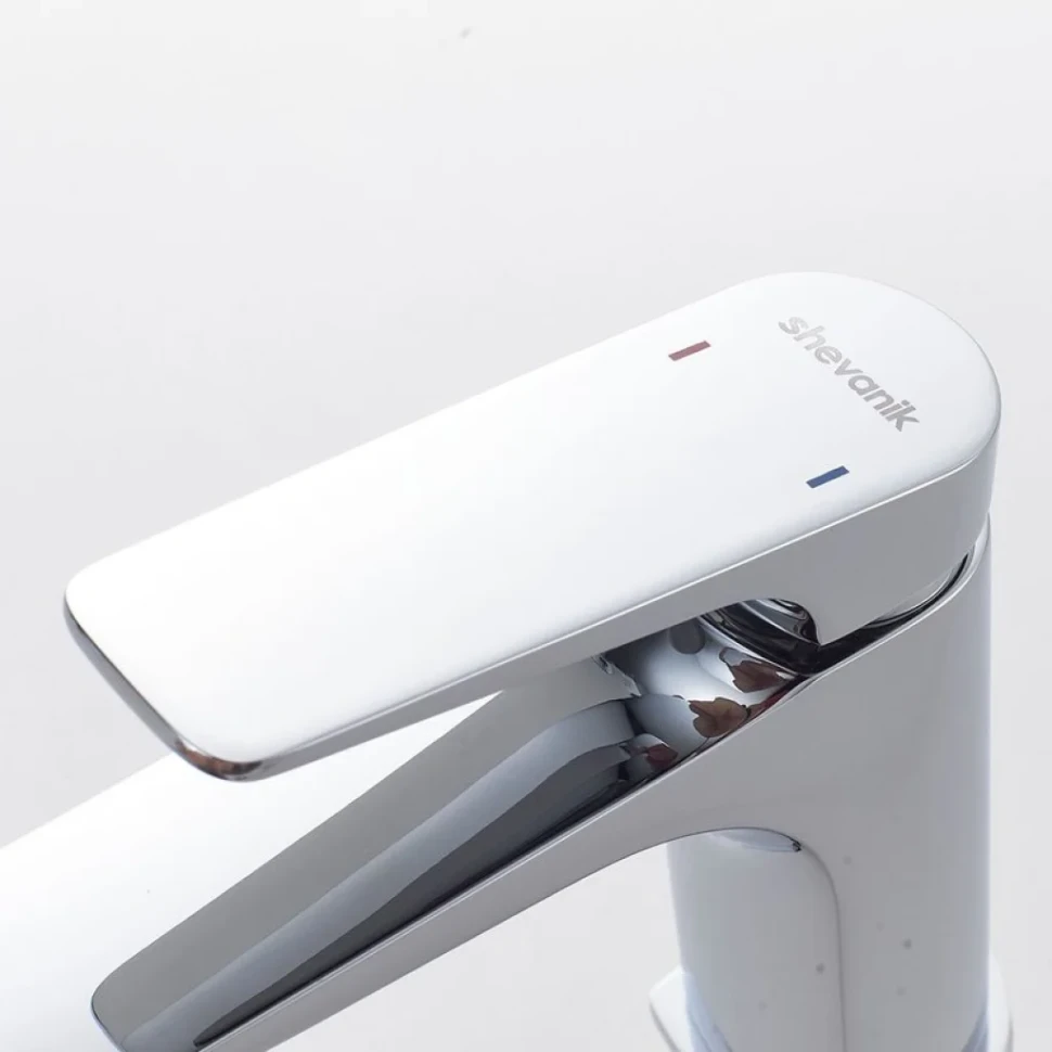 Смеситель для раковины Shevanik S4201, хром